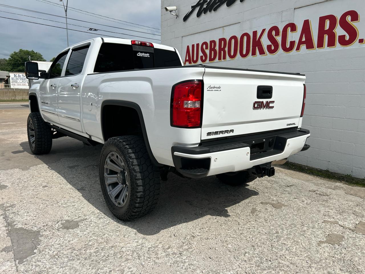 GMC Sierra 2500HD 4WD Crew Cab 153.7" Denali 2016