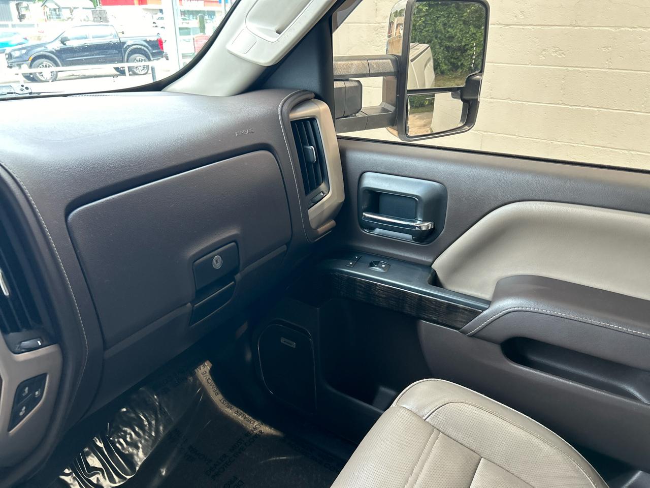 GMC Sierra 2500HD 4WD Crew Cab 153.7" Denali 2016