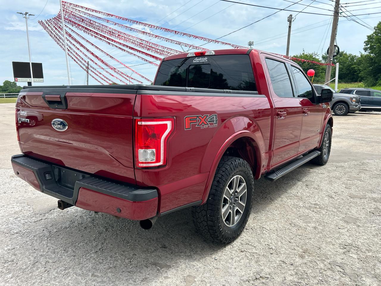 Ford F-150 4WD SuperCrew 139" XLT 2017