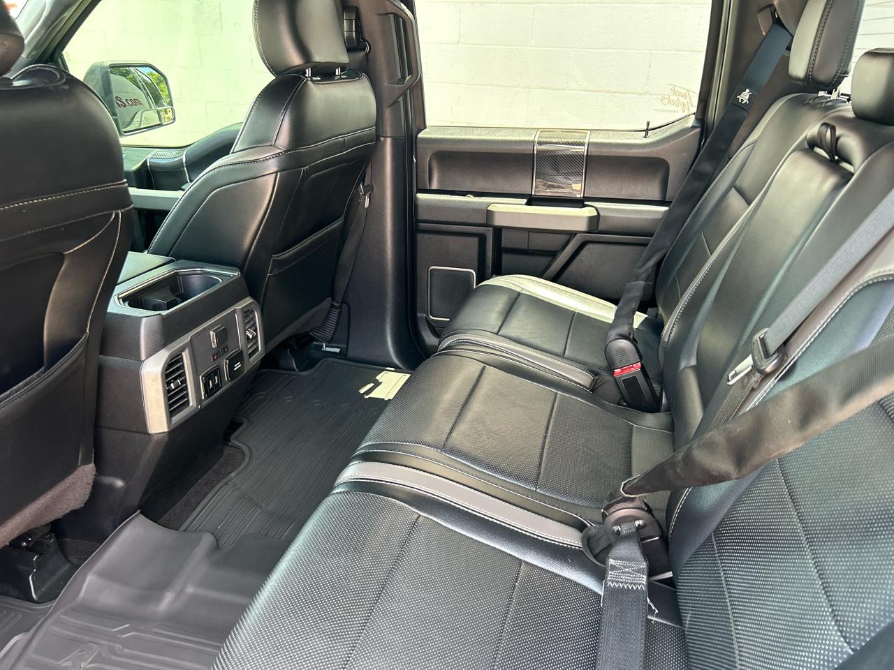 Ford F-150 4WD SuperCrew 145" SVT Raptor 2018