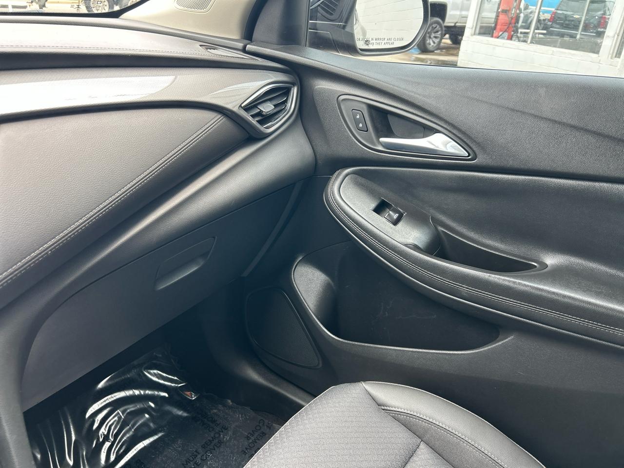 Buick Encore GX FWD 4dr Select 2022