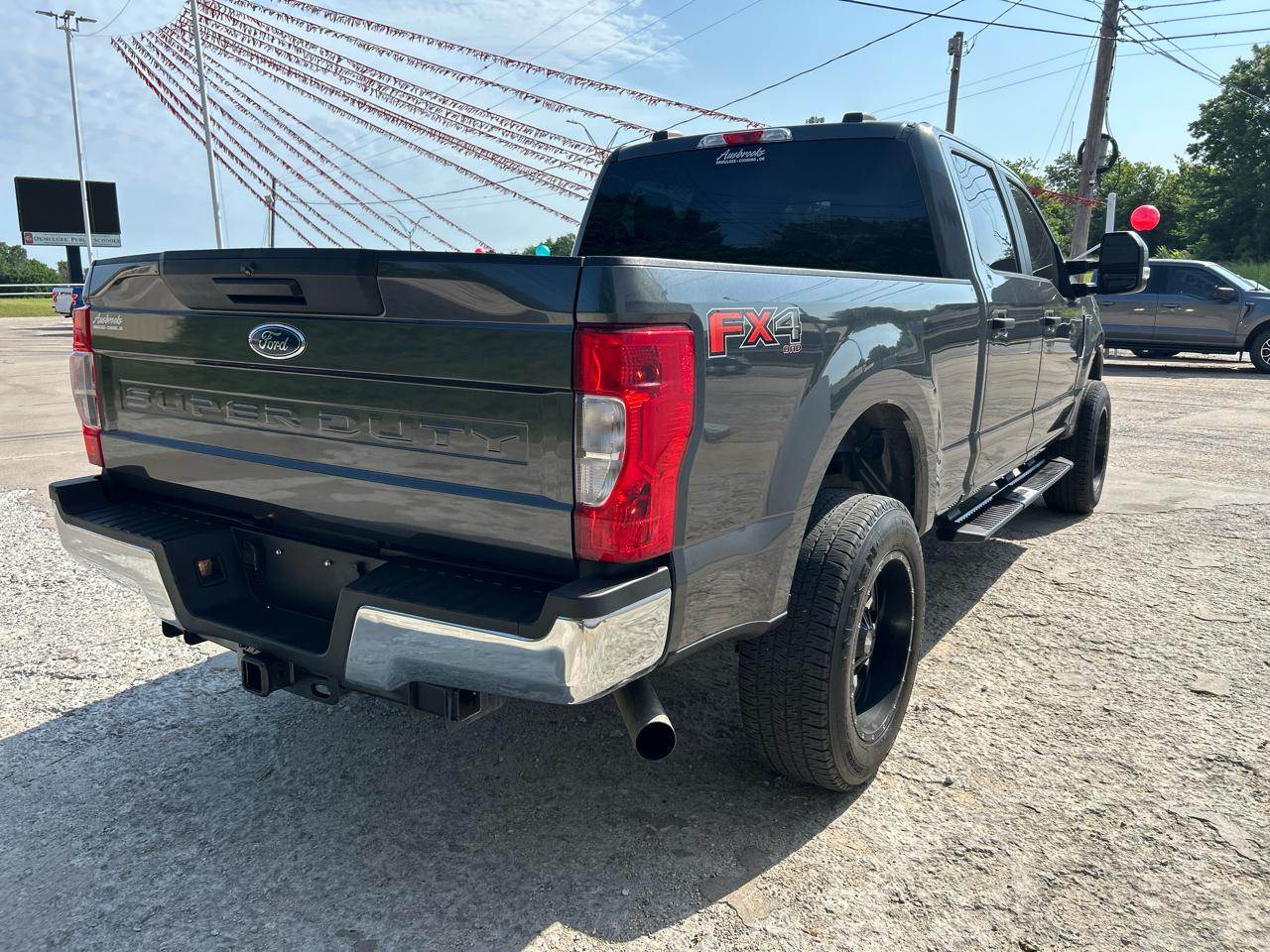 Ford Super Duty F-250 SRW 4WD Crew Cab 156" XLT 2020
