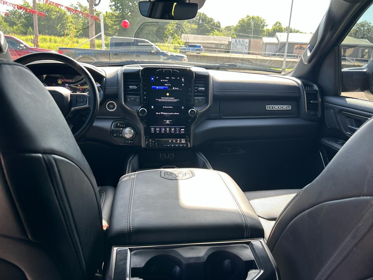 RAM 1500 4WD Crew Cab 140.5" Rebel 2021
