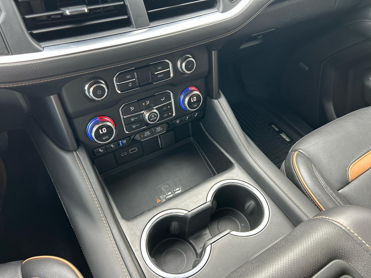 GMC Yukon XL 4WD 4dr AT4 2022
