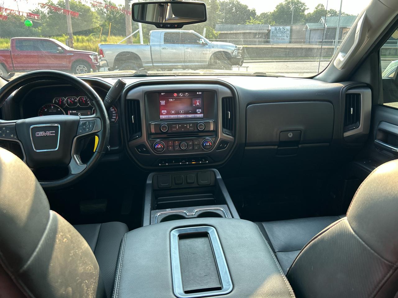 GMC Sierra 1500 4WD Crew Cab 143.5" SLT 2015