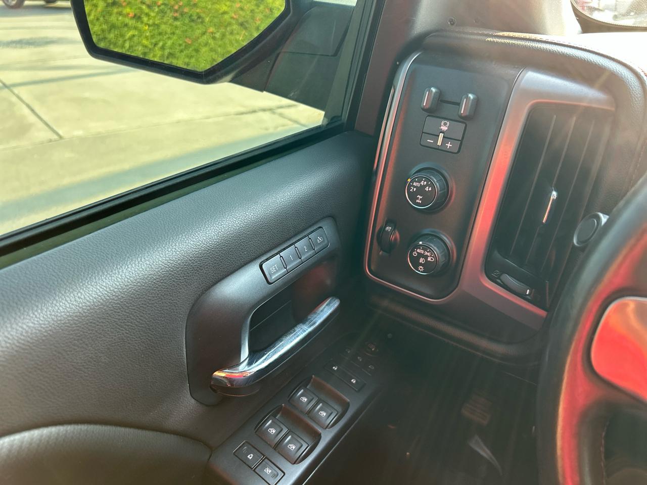 GMC Sierra 1500 4WD Crew Cab 143.5" SLT 2015