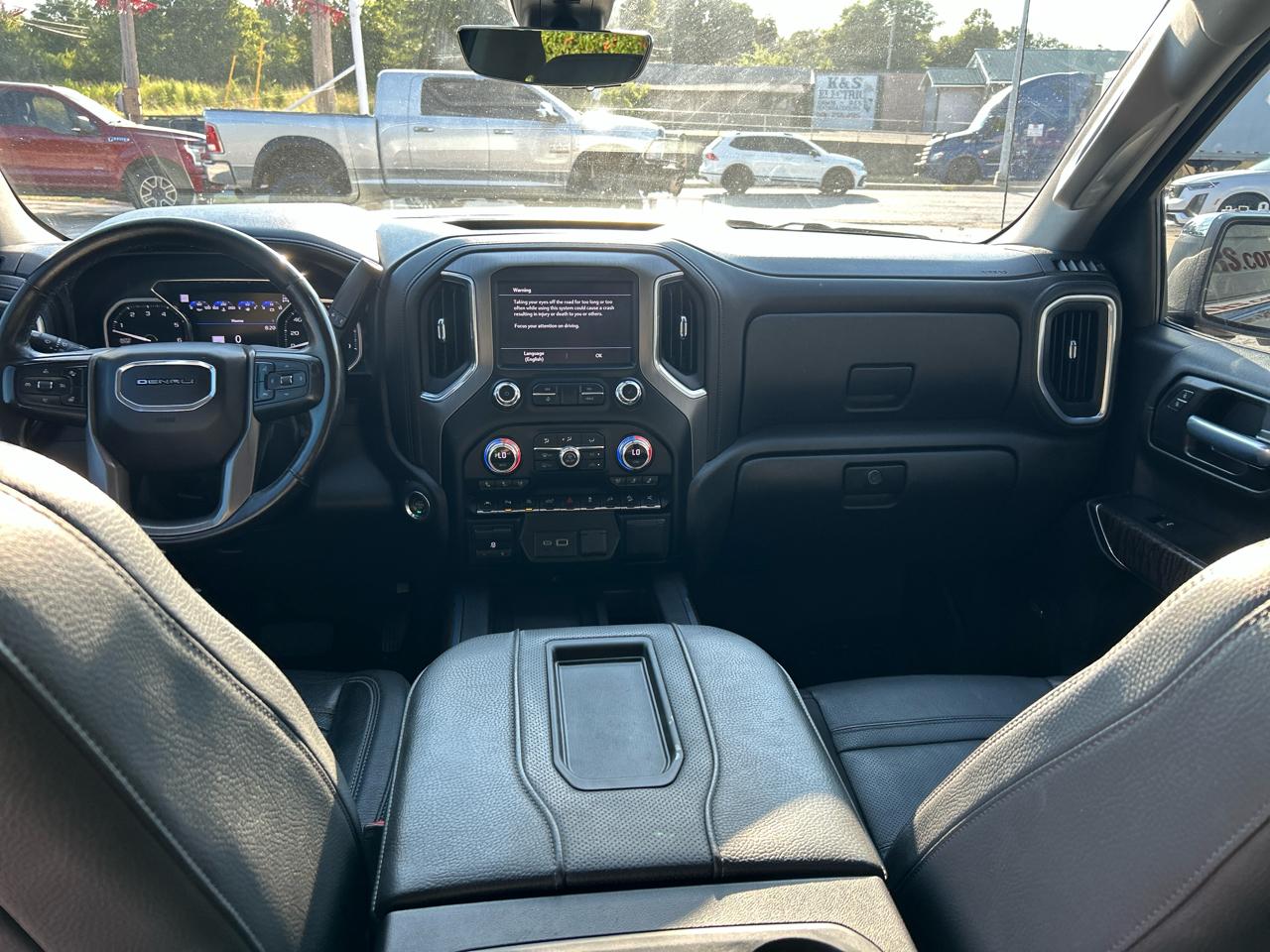 GMC Sierra 1500 4WD Crew Cab 147" Denali 2021