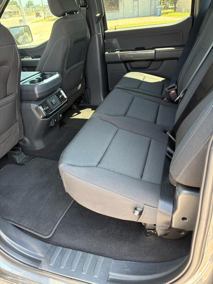 Ford F-150 4WD SuperCrew 139" XLT 2023
