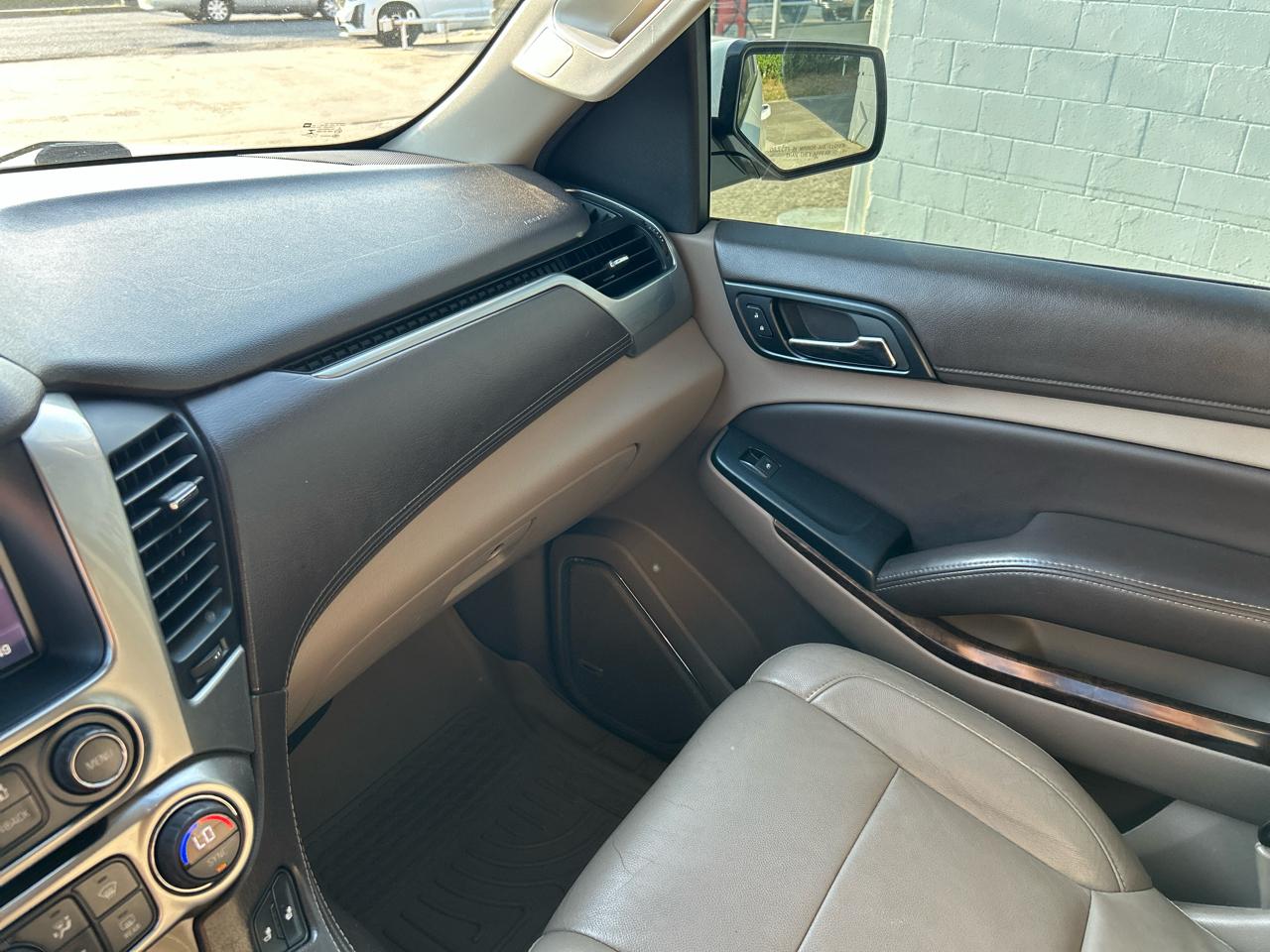 Chevrolet Tahoe 4WD 4dr LT 2015