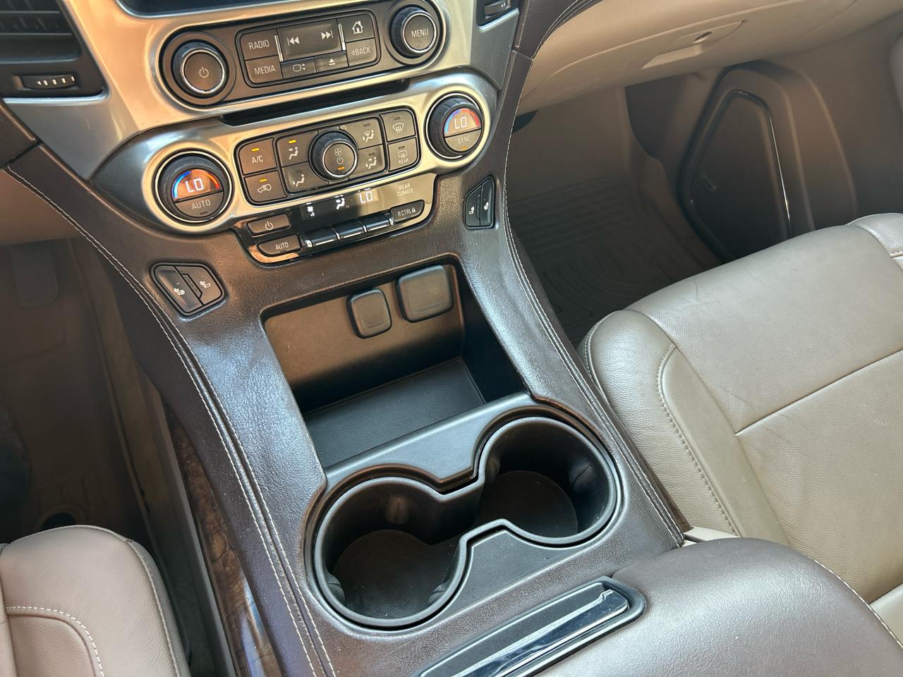 Chevrolet Tahoe 4WD 4dr LT 2015