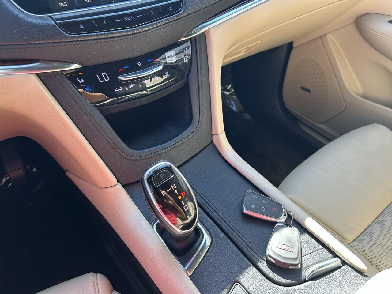 Cadillac XT5 FWD 4dr Premium Luxury 2019
