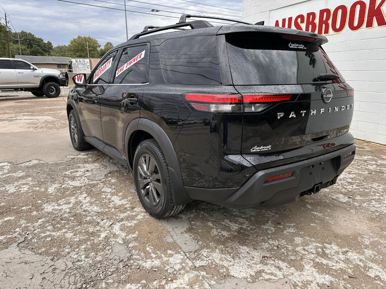 Nissan Pathfinder SV 4WD 2022