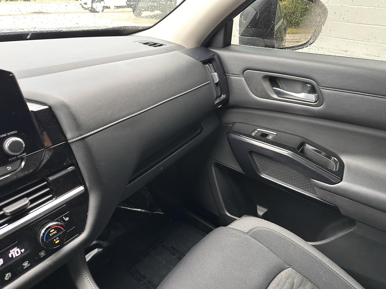 Nissan Pathfinder SV 4WD 2022