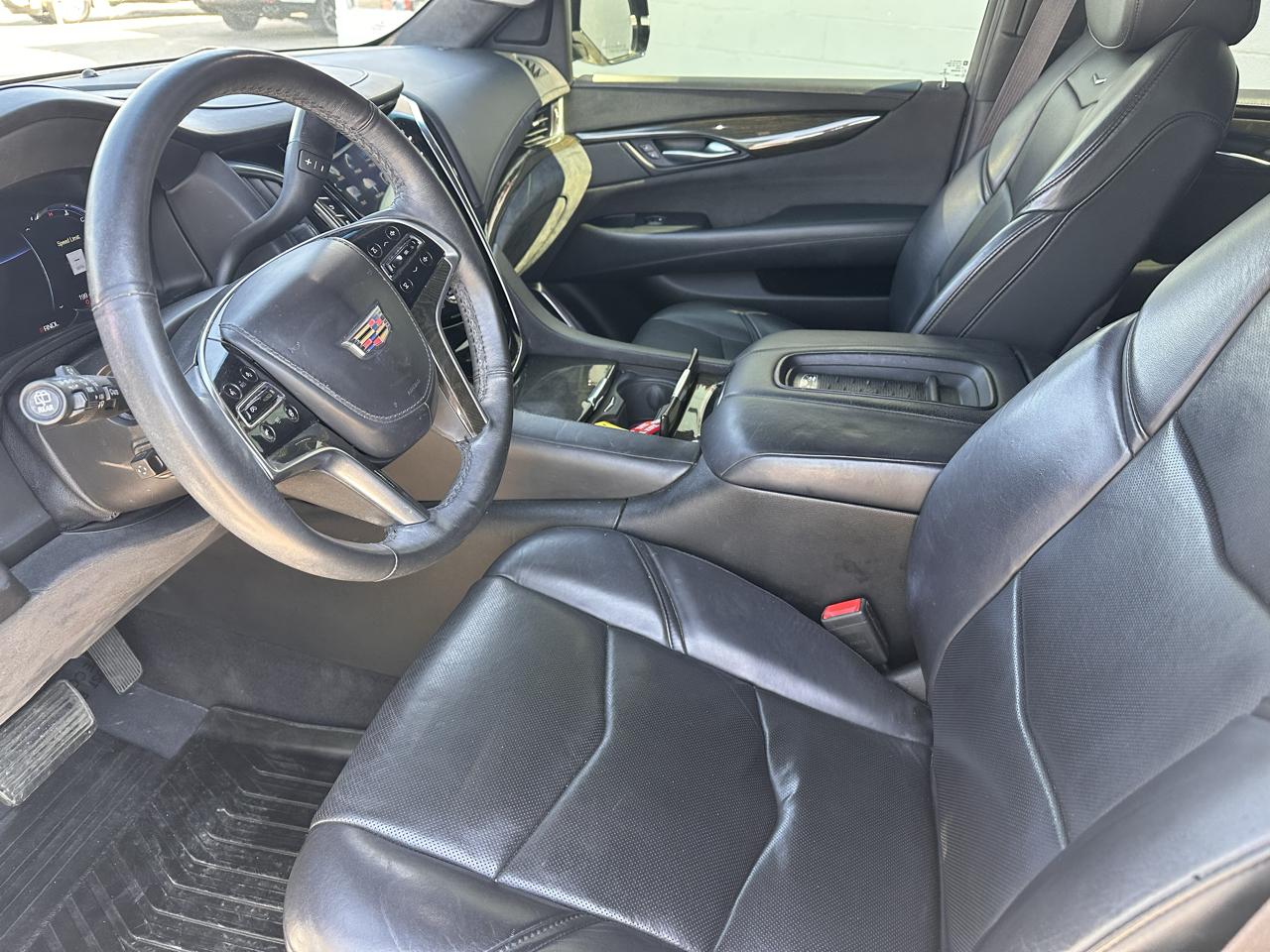 Cadillac Escalade ESV 4WD 4dr Platinum 2017