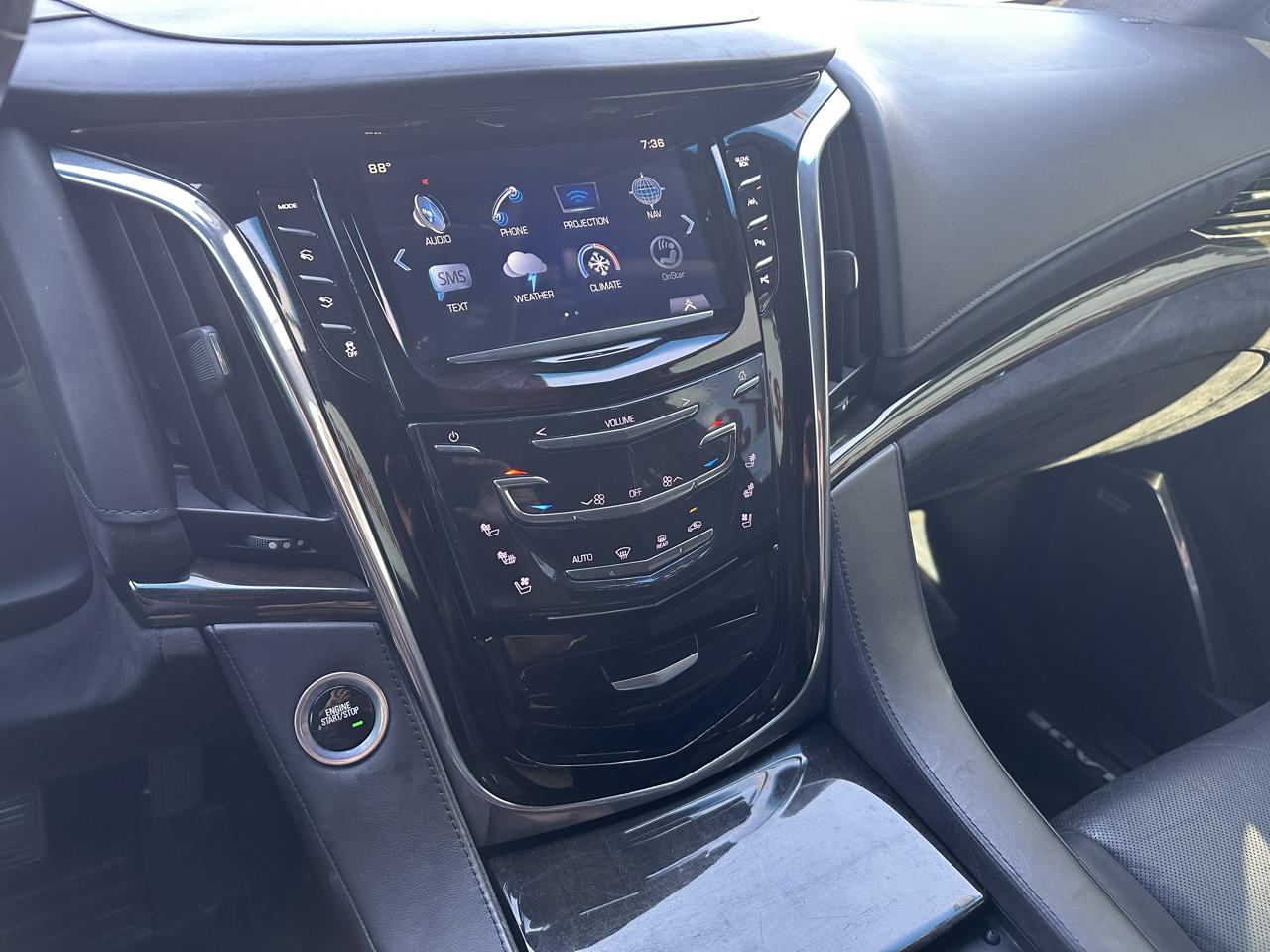 Cadillac Escalade ESV 4WD 4dr Platinum 2017