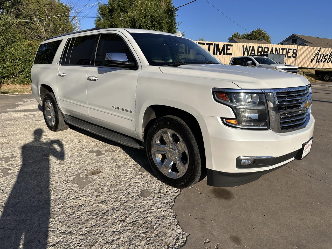 Chevrolet Suburban 2WD 4dr 1500 LTZ 2016