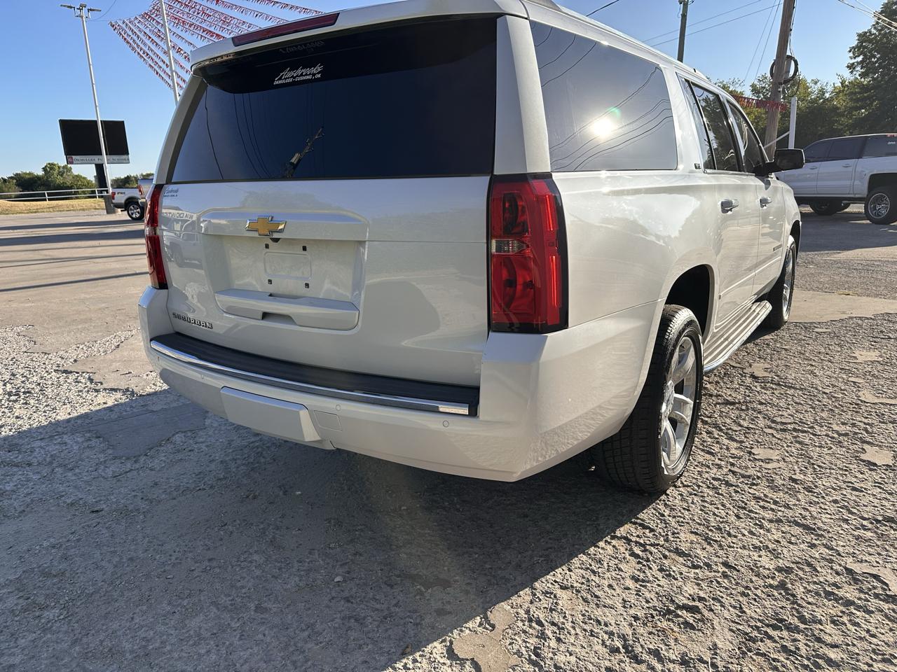 Chevrolet Suburban 2WD 4dr 1500 LTZ 2016