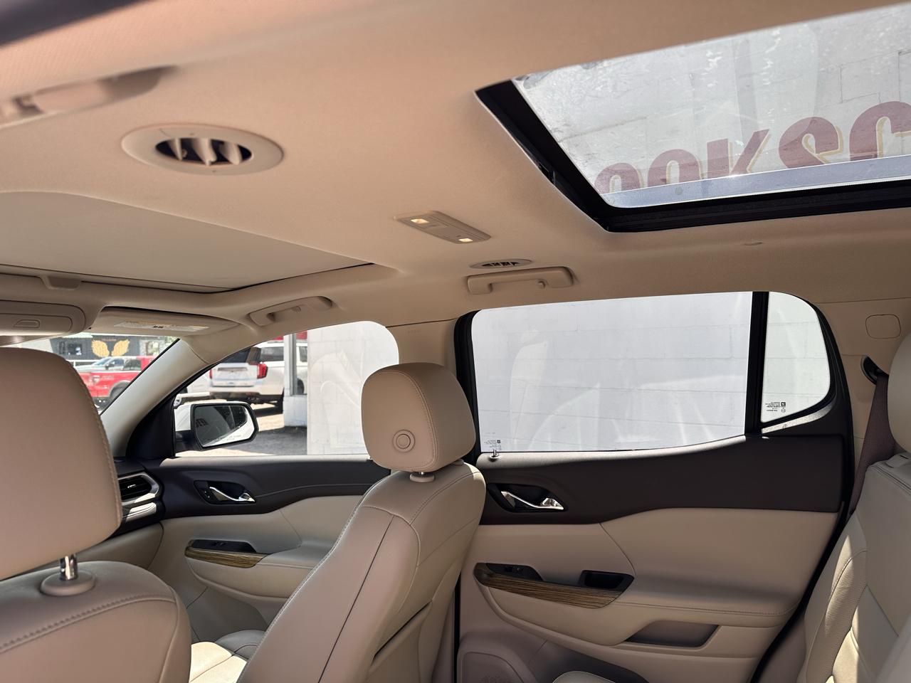 GMC Acadia FWD 4dr Denali 2019