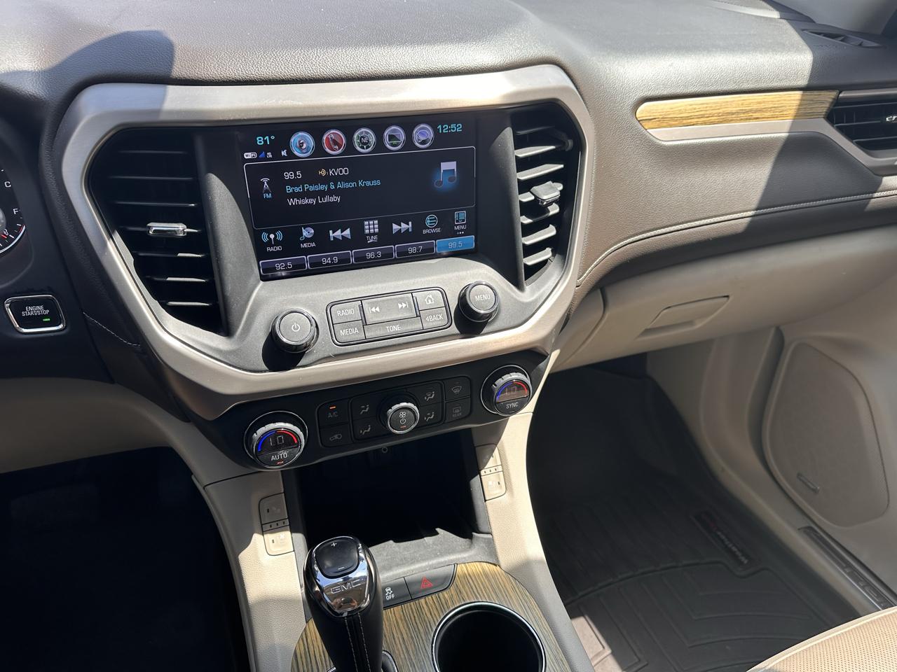 GMC Acadia FWD 4dr Denali 2019