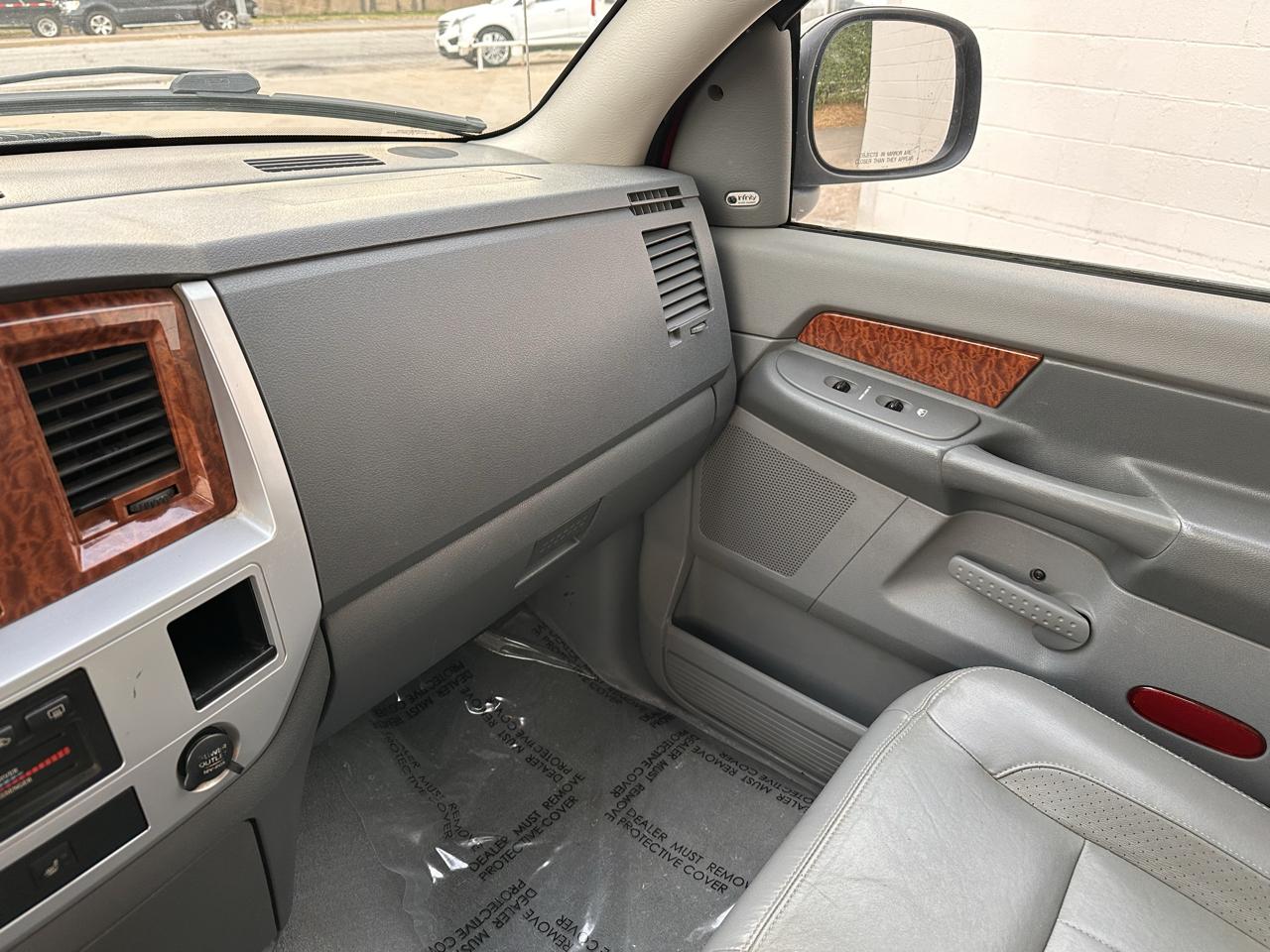Dodge Ram 2500 4dr Quad Cab 140.5 4WD Laramie 2006