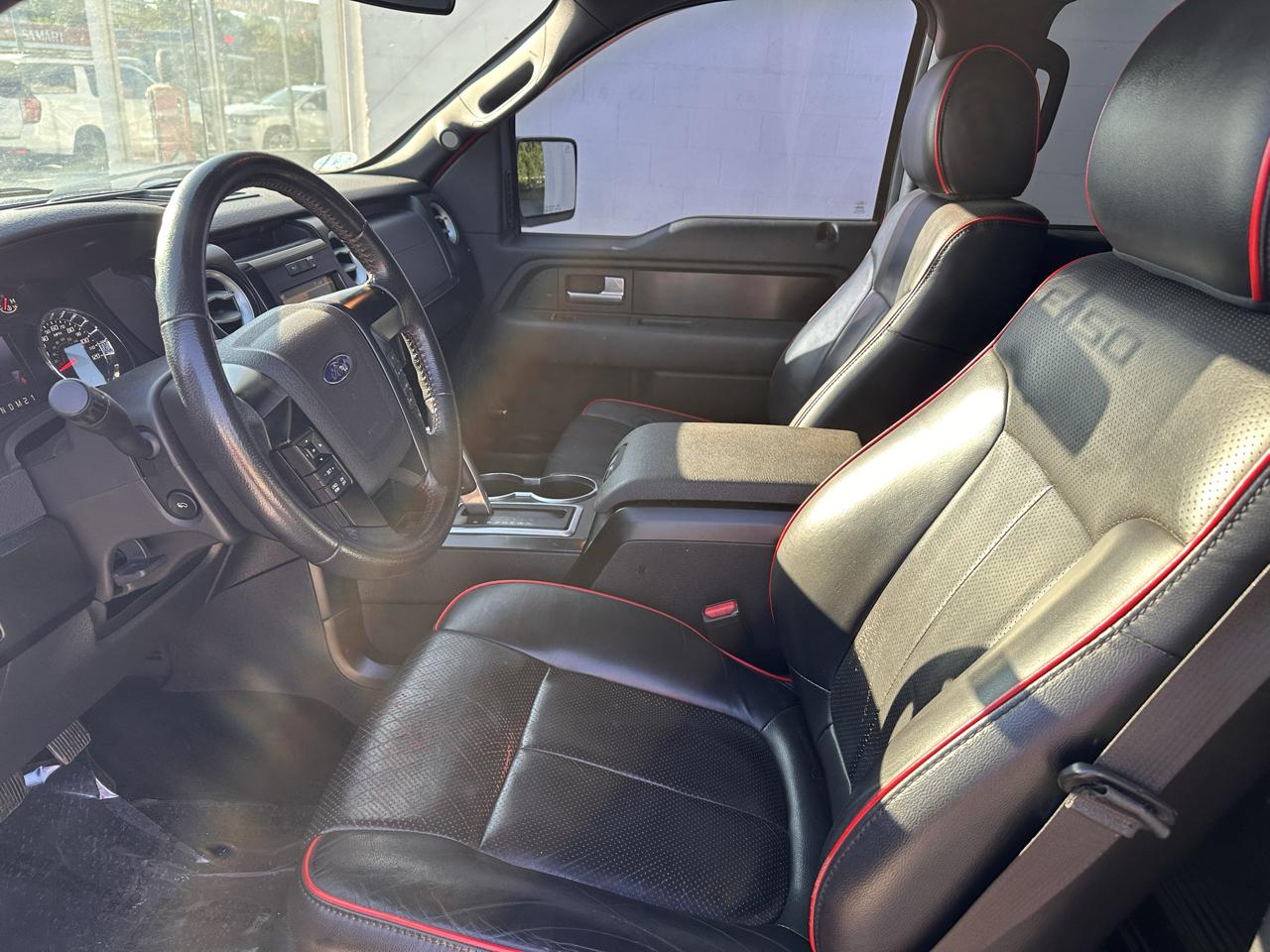 Ford F-150 4WD SuperCrew 145" Platinum 2012