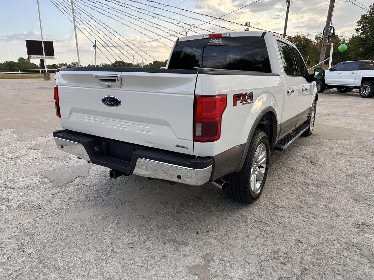 Ford F-150 4WD SuperCrew 139" Lariat 2020
