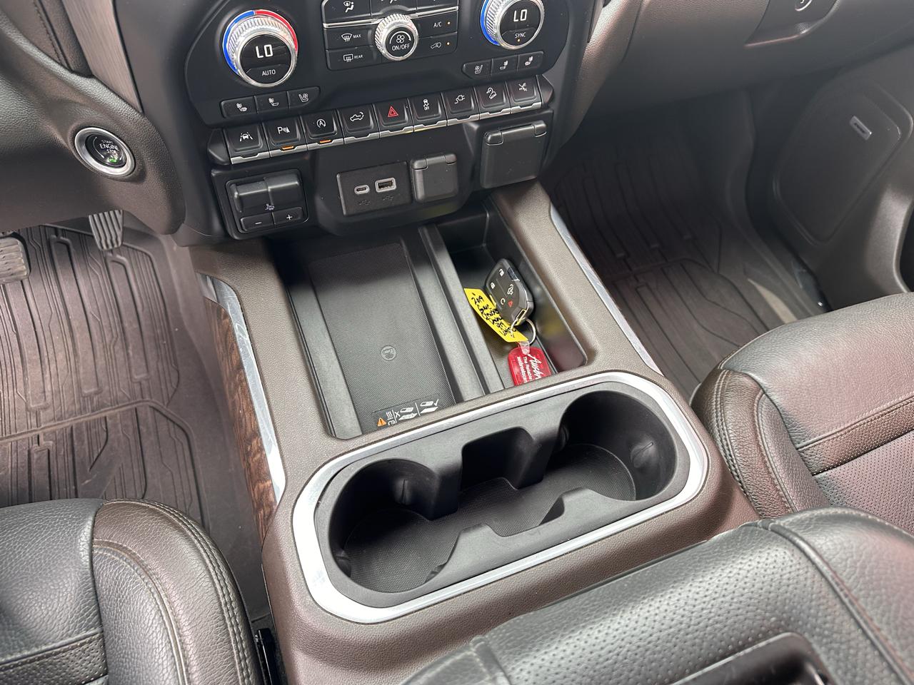 GMC Sierra 1500 4WD Crew Cab 147" Denali 2019