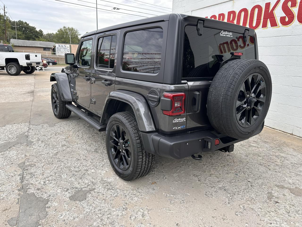 Jeep Wrangler 4xe Unlimited Sahara 4x4 2021