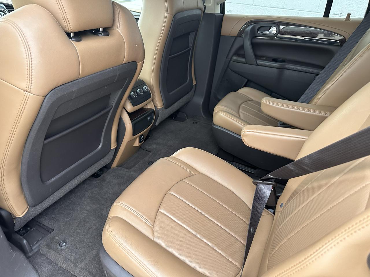Buick Enclave FWD 4dr Leather 2015