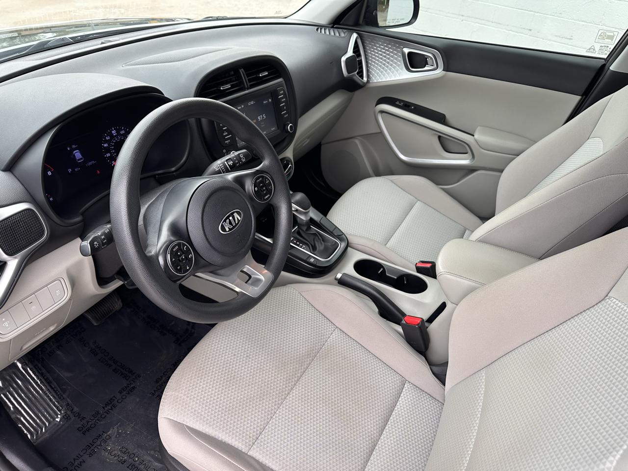 Kia Soul LX IVT 2020