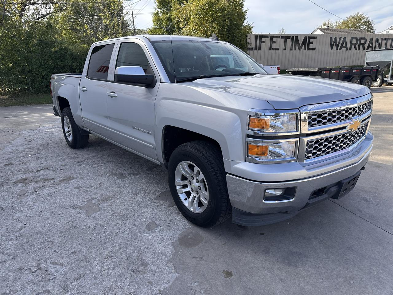 Chevrolet Silverado 1500 4WD Crew Cab 143.5" LT w/1LT 2015
