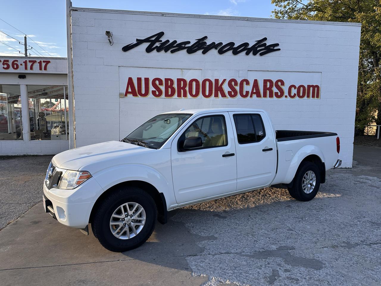Nissan Frontier 4WD Crew Cab LWB Auto SV 2014
