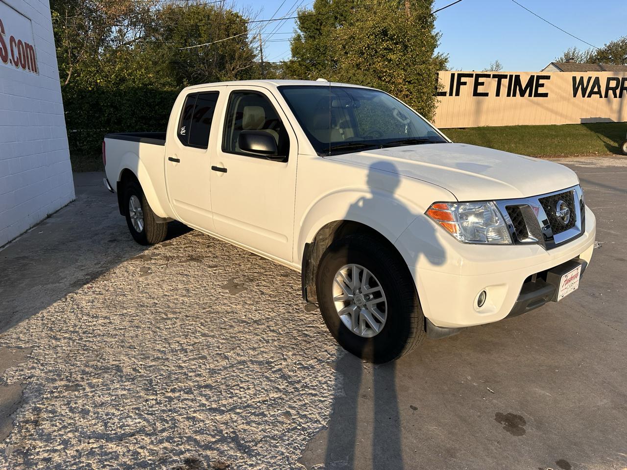 Nissan Frontier 4WD Crew Cab LWB Auto SV 2014