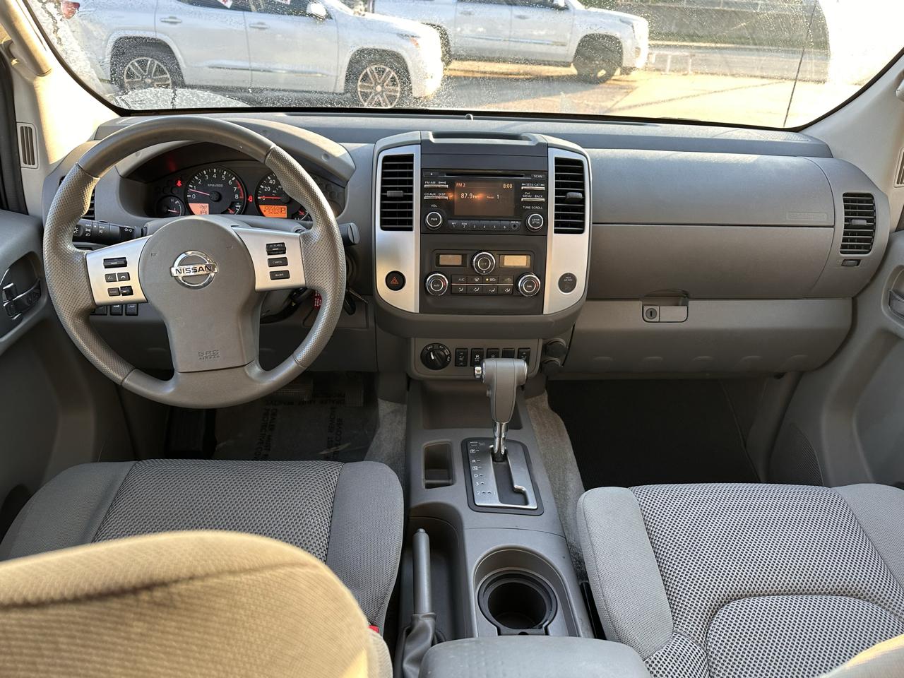 Nissan Frontier 4WD Crew Cab LWB Auto SV 2014