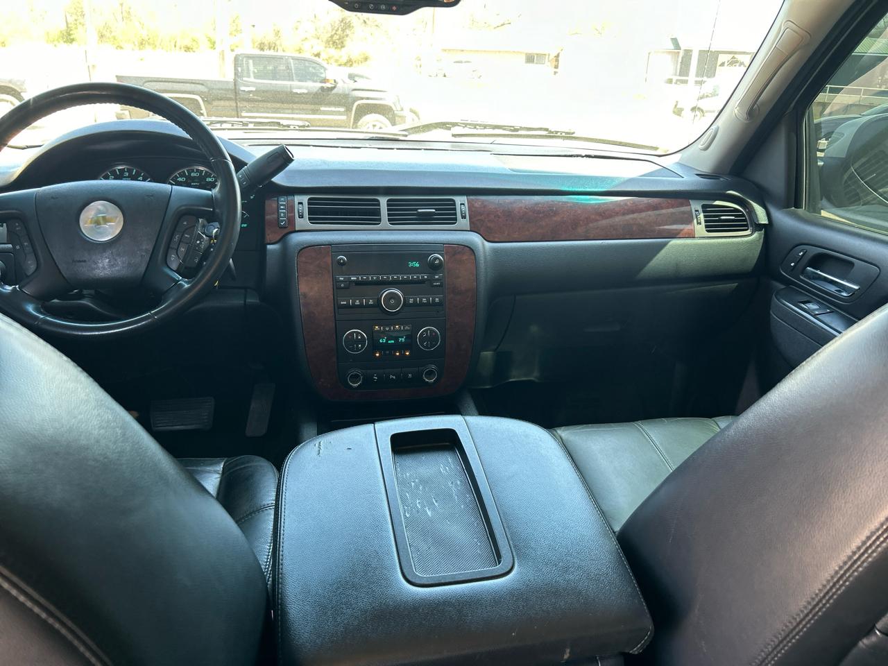 Chevrolet Silverado 1500 LTZ Crew Cab 4WD 2011