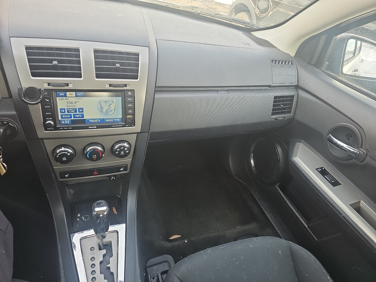 Dodge Avenger 4dr Sdn Express 2010