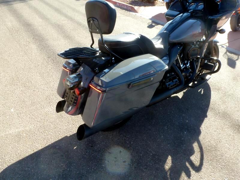 Harley-Davidson FLTRXST  2022