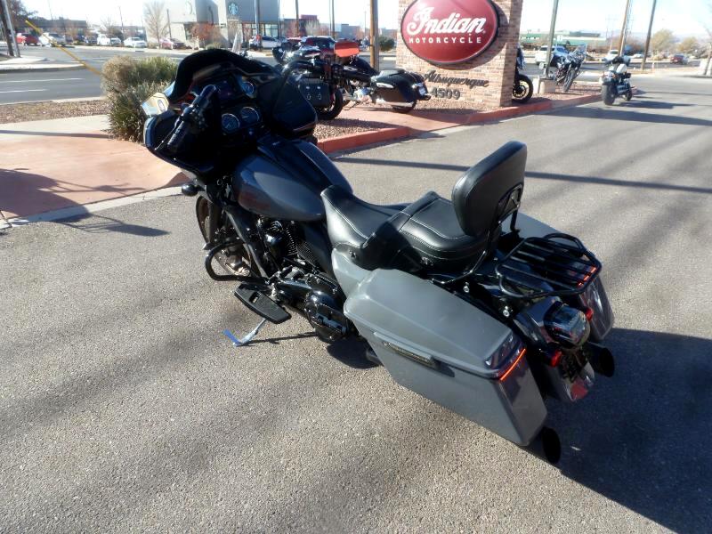 Harley-Davidson FLTRXST  2022