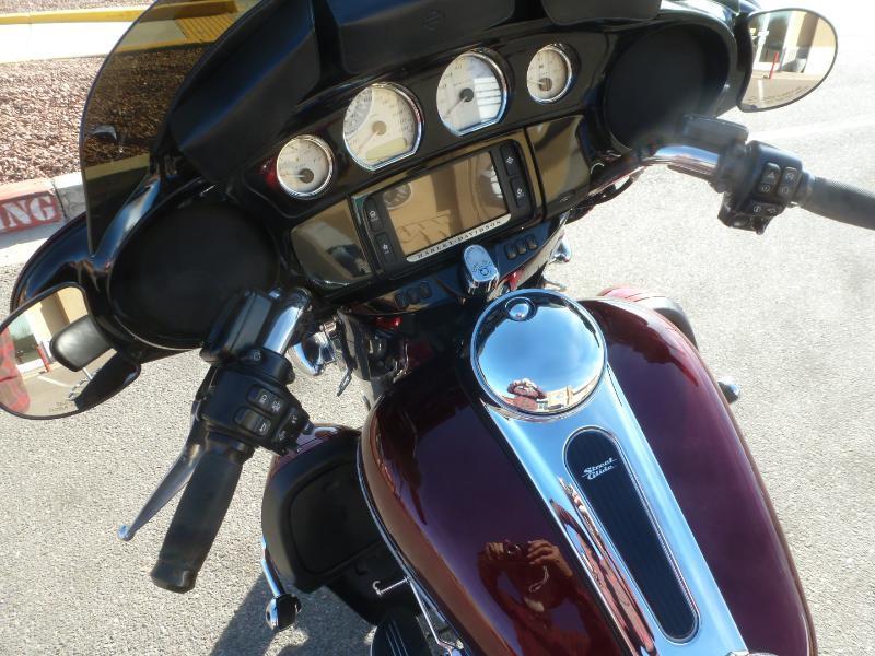 Harley-Davidson FLHXS  2014