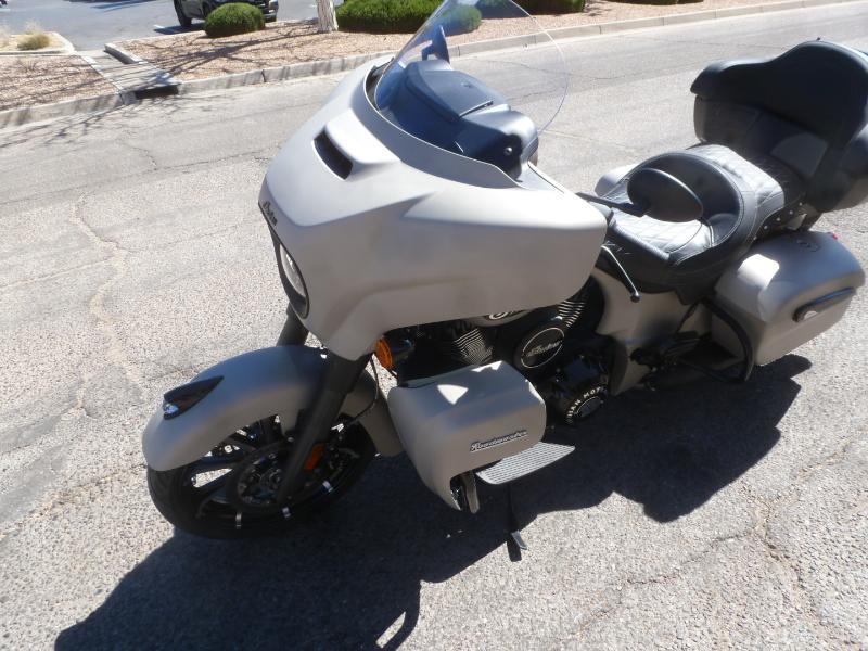 Indian Roadmaster Dark Horse  2022