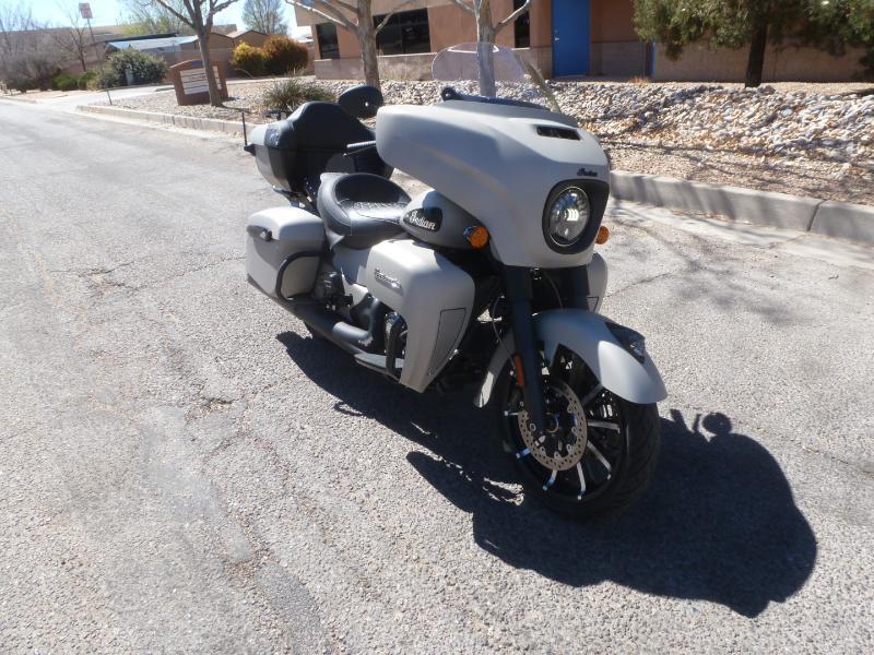 Indian Roadmaster Dark Horse  2022