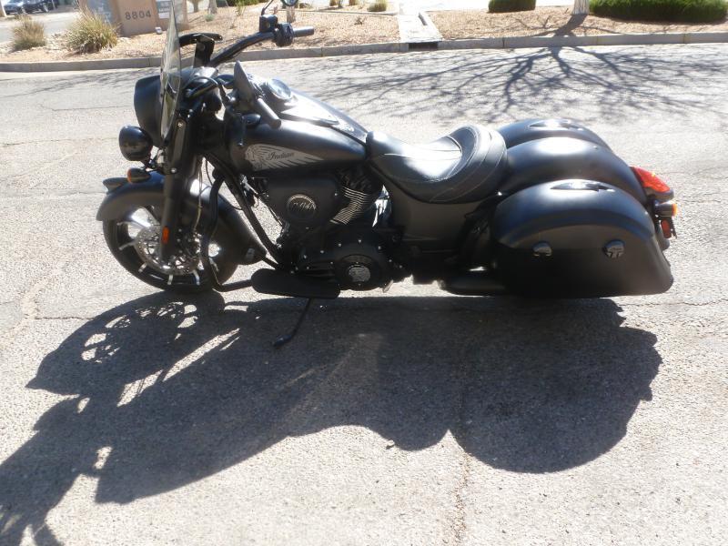 Indian Springfield Dark Horse  2019