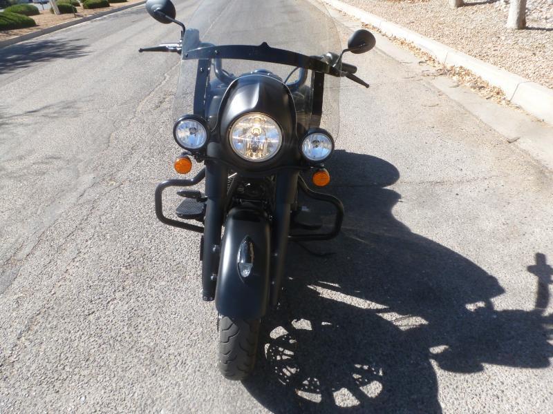 Indian Springfield Dark Horse  2019