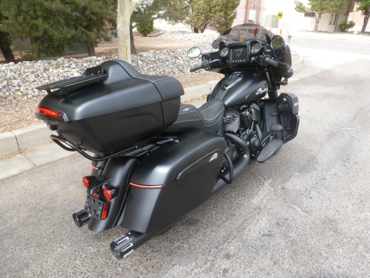 Indian Roadmaster Dark Horse  2021