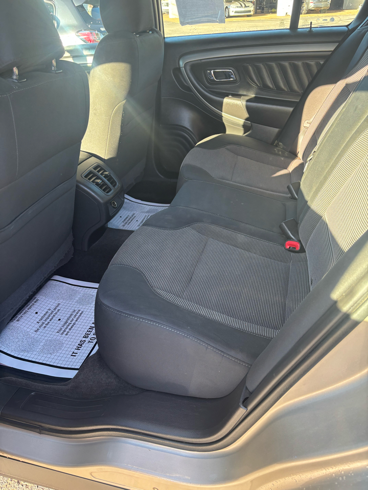 Ford Taurus SEL FWD 2018 Ford Taurus SEL FWD 2018