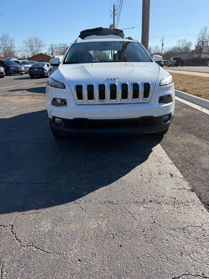 Jeep Cherokee Latitude 4WD 2015