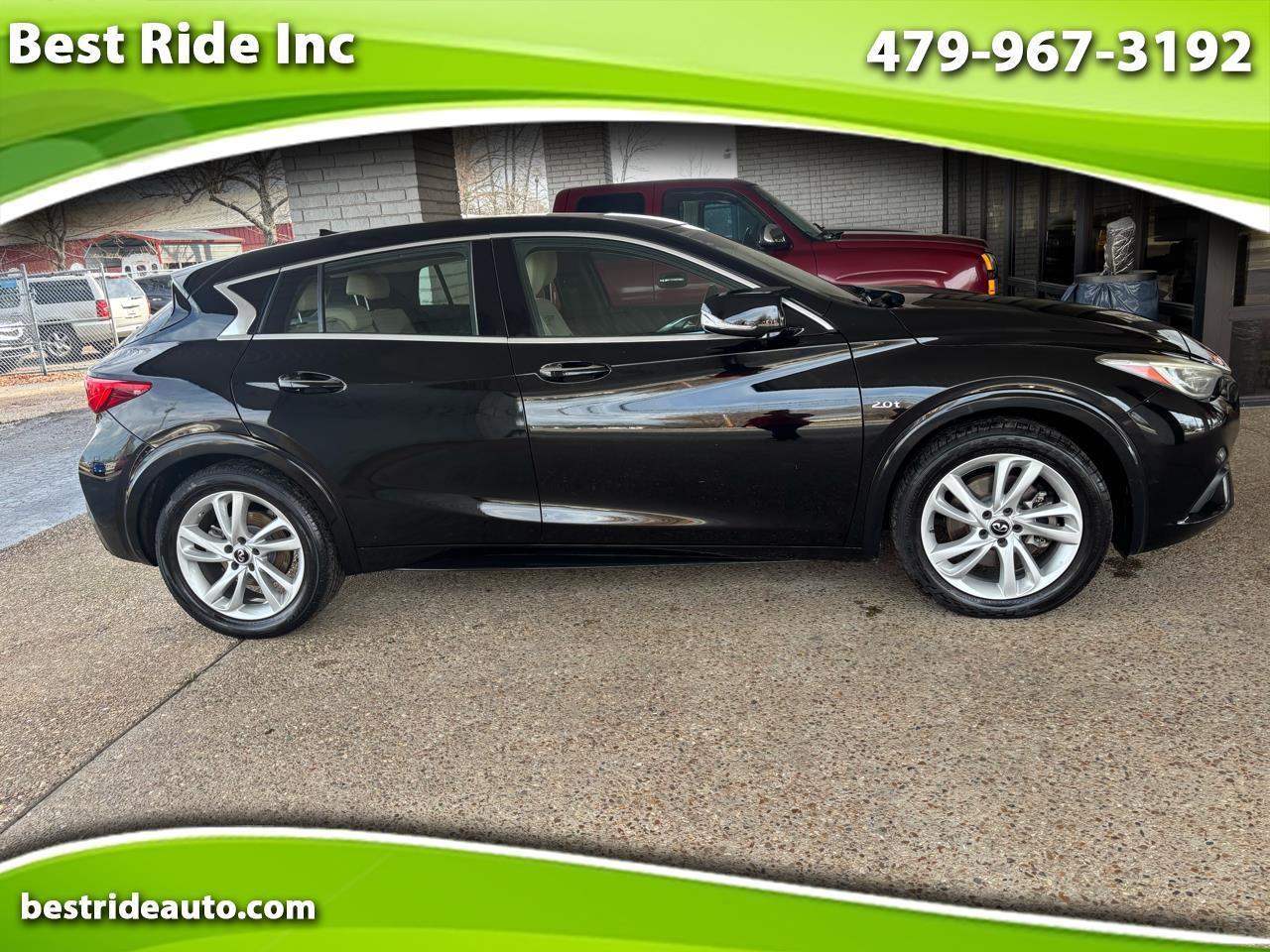 Infiniti QX30 Base 2018