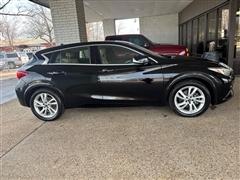 2018 Infiniti QX30 