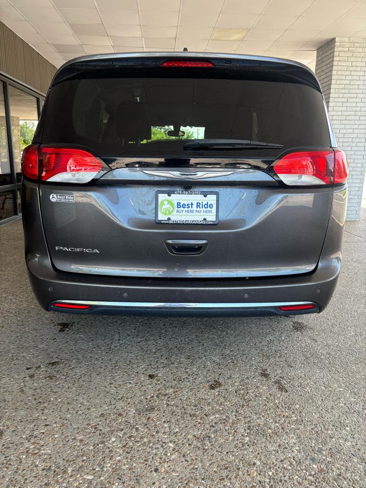 Chrysler Pacifica Touring-L Plus 2017