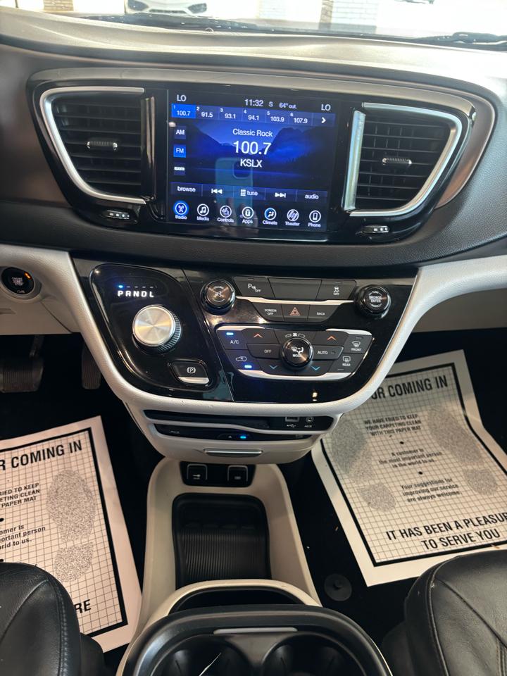 Chrysler Pacifica Touring-L Plus 2017